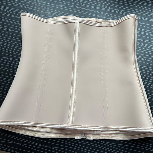 Adjustable Waist Cincher Belt — Everyday Slimming & Core Support Band - view 2 | Bella Femina